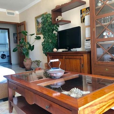 קדיז Gatu Premium Villa Isabel Terraza,Parking,1ºlinea Playa,Wifi,Vista Al Mar , Preferente Mayores De 25 Anos Y Familias מראה חיצוני תמונה